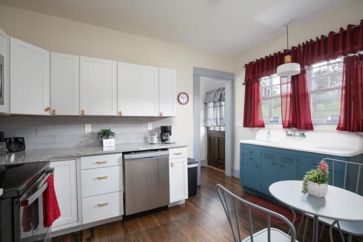 בירמינגהם East Lake Stunner-Located At The Foot Of The Ruffner Mountains מראה חיצוני תמונה